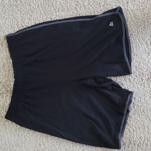 NWT Men's RBX training shorts